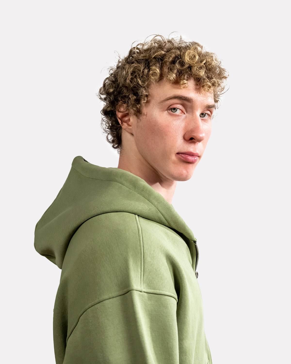 SAGE ZIPPER HOODIE