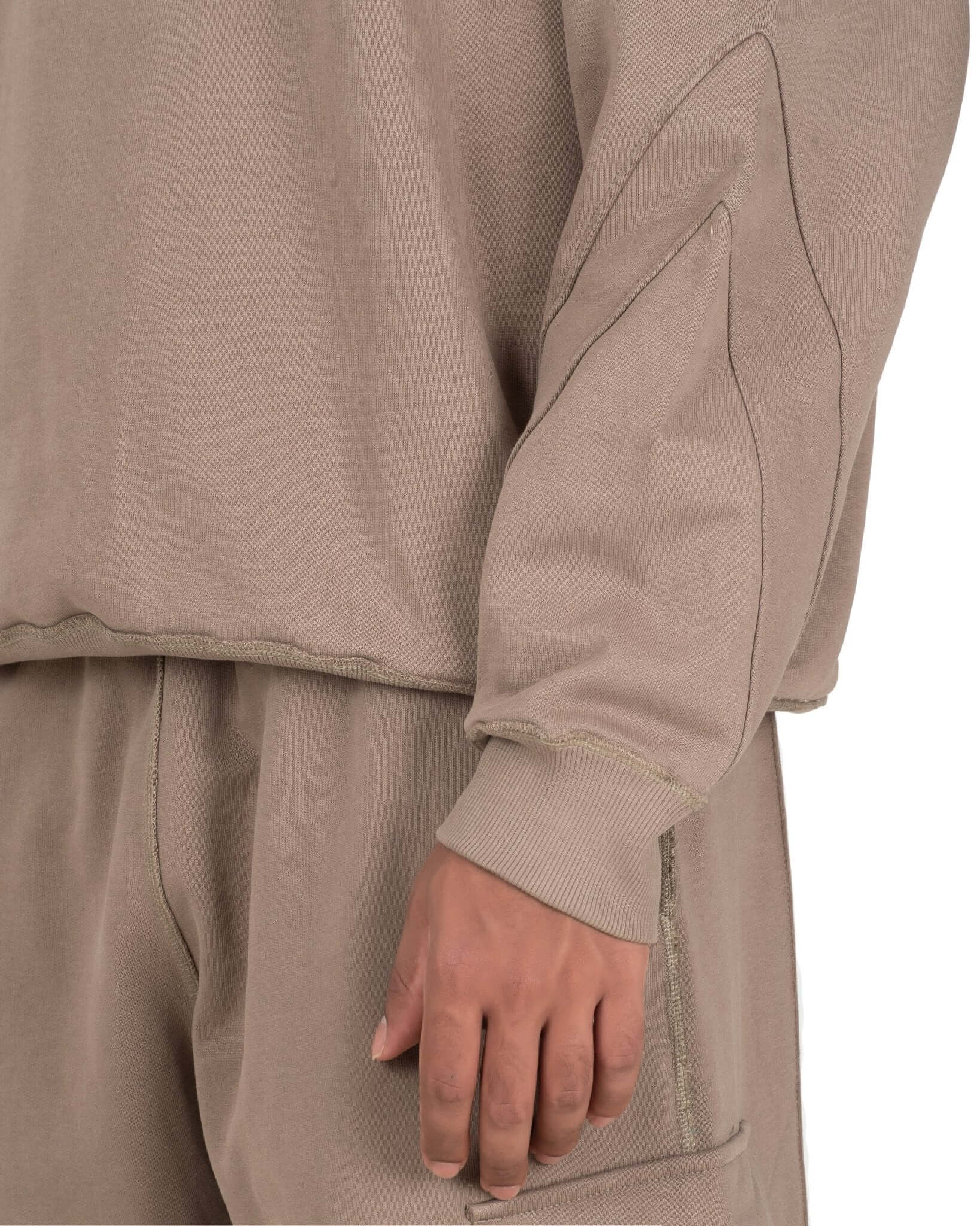 WALNUT RELAXED FIT SWEATSHIRT
